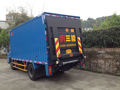 貨車(chē)尾板規(guī)定，安全與合規(guī)并行，為物流行業(yè)保駕護(hù)航