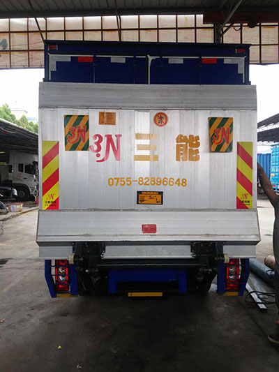尾板合規(guī)操作指南，確保您的貨車(chē)安全與高效運(yùn)輸